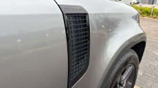 Land Rover Defender 3.0 D200 SE 110 5dr Auto Diesel Estate